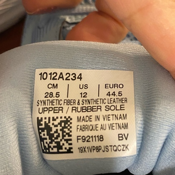 Asics Women’s Gel Contend 5 Running Shoes size 12 new in box - Picture 8 of 9